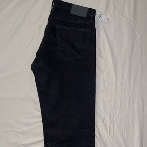 Gap black denim straight fit size 33x34